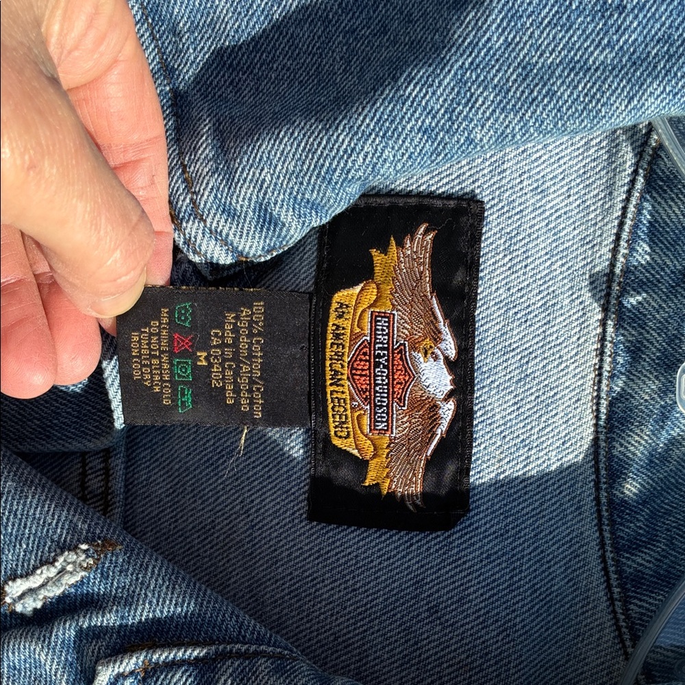 Authentic Harley-Davidson Blue Denim Jacket, Size M with pin included - Picture 12 of 14